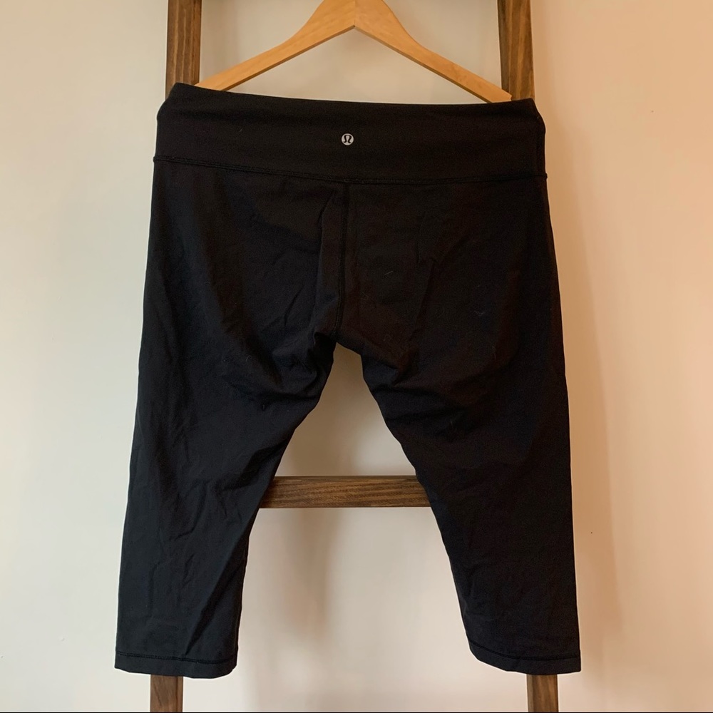 Lululemon Crop Leggings 17” size 12